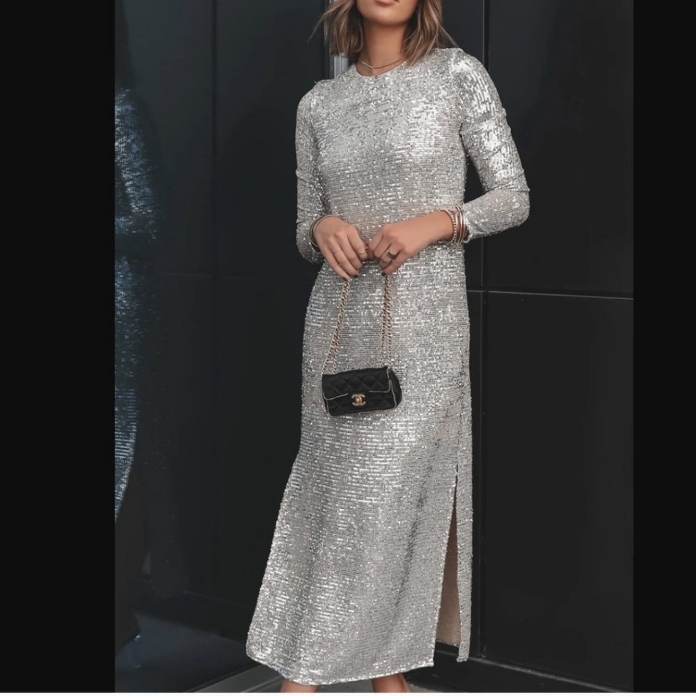SHOW ME YOUR MUMU maddison
dress in platinum Silver Sequin Long Sleeve Gown Slit - Picture 2 of 14
